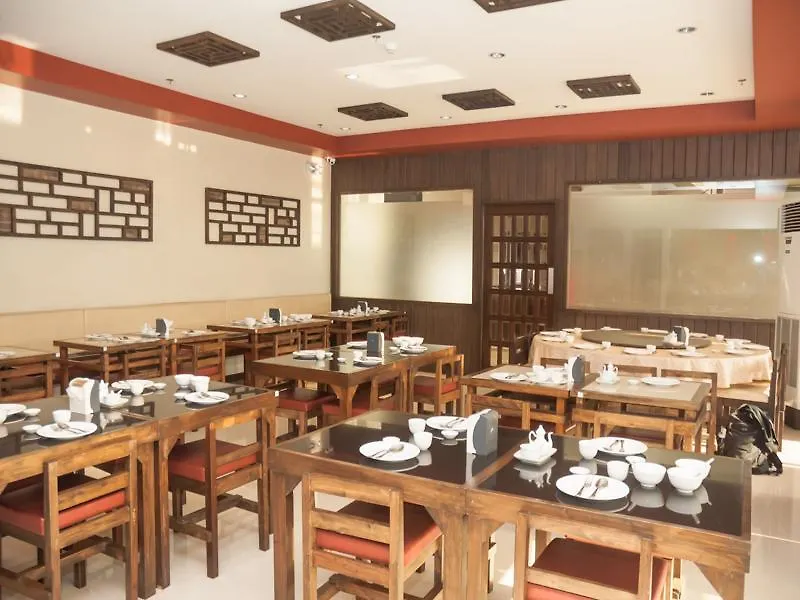 Oyo 110 Asiatel Hotel Pasay